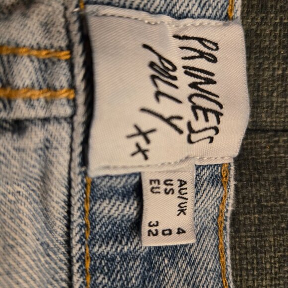 Princess Polly Denim - Princess Polly  BLUE Jeans Size 4 Jeans!! Button up Jeans